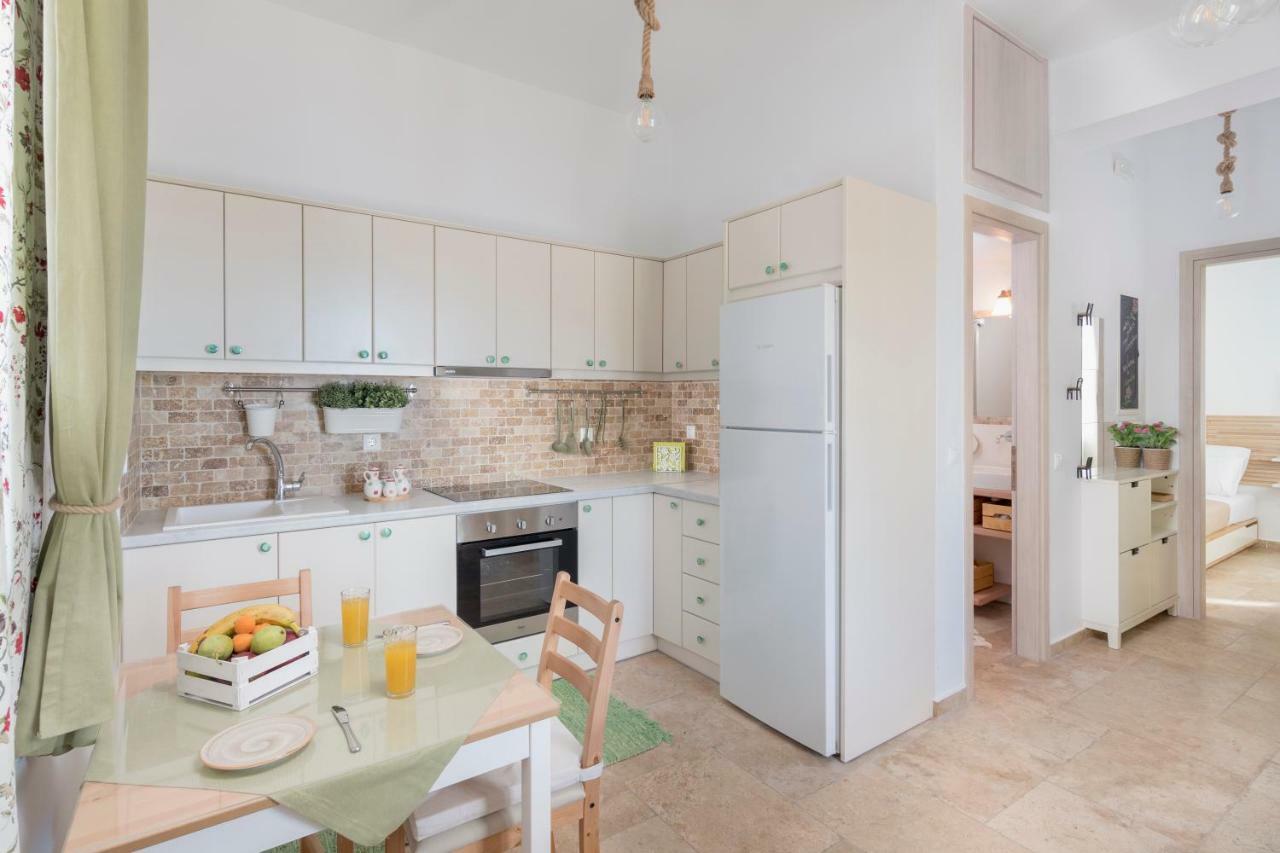 Parathinalos Beach House Livadi  ภายนอก รูปภาพ